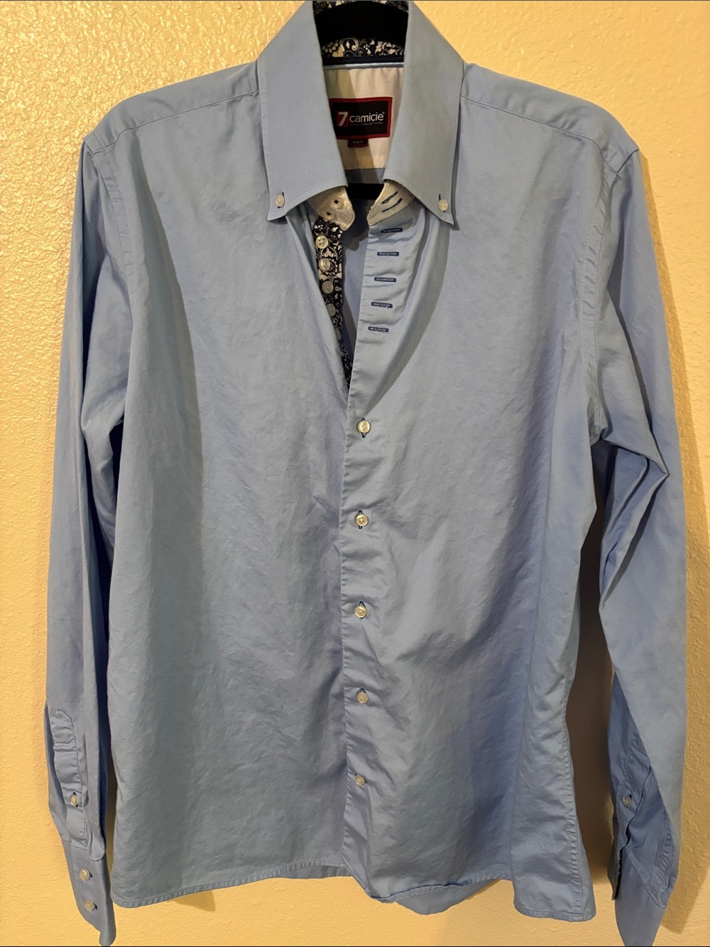 7 Camicie Light Blue Men's Button-Down Neck 16” arm 29” chest 46” length 28”